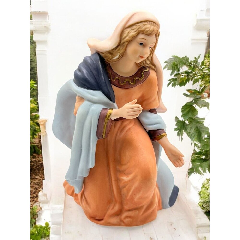 Kirkland Christmas Nativity Mother Mary Kneeling Vintage Replacement #75177